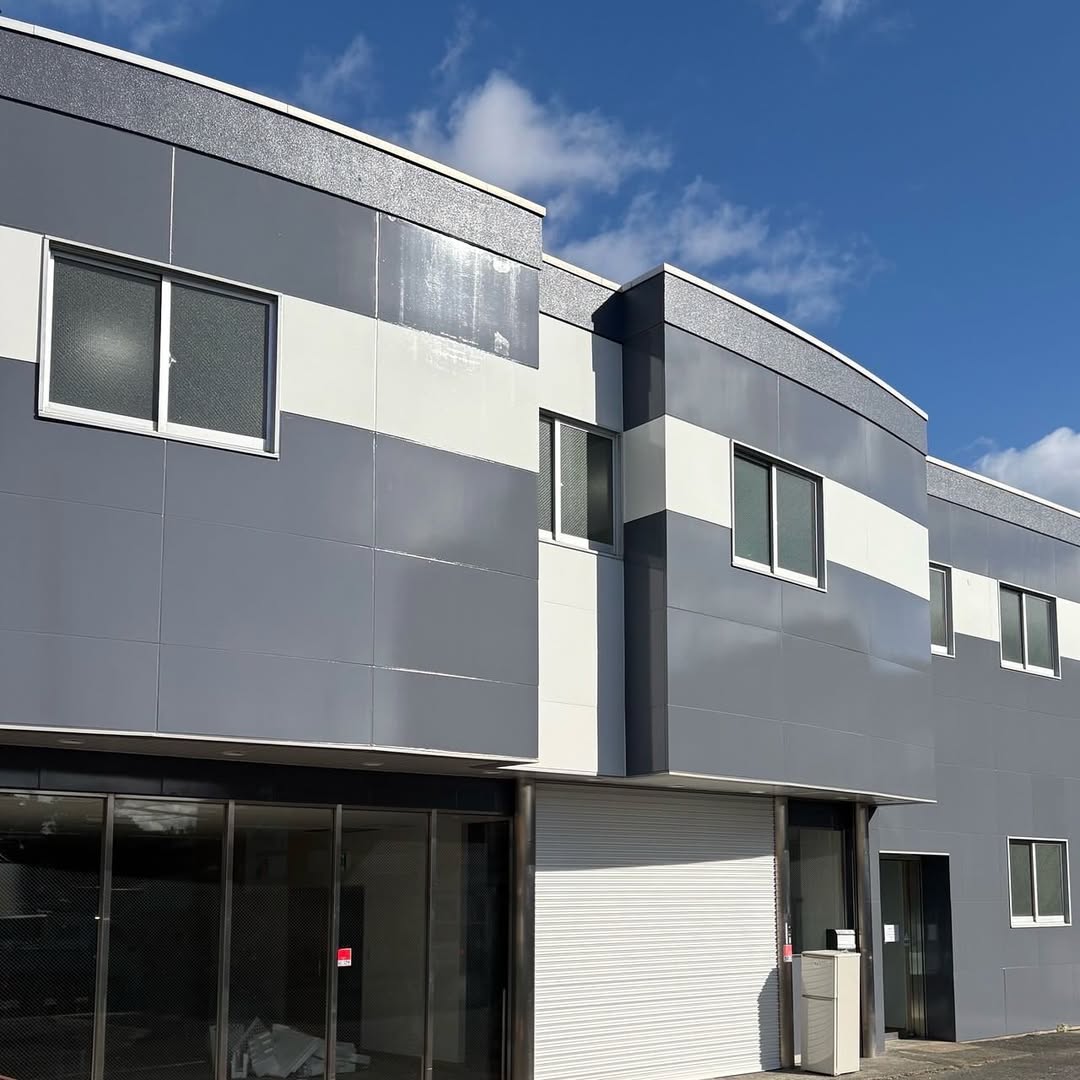 【クリニック外壁塗装工事】